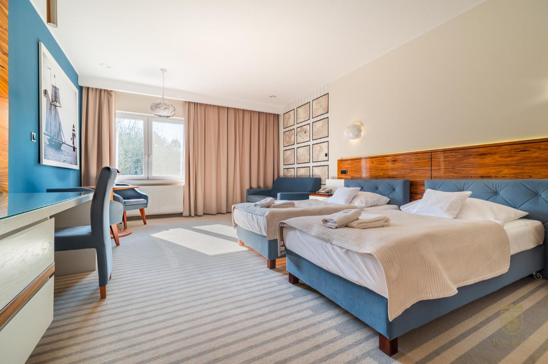 Hotel Pory Roku Czysteblota Экстерьер фото