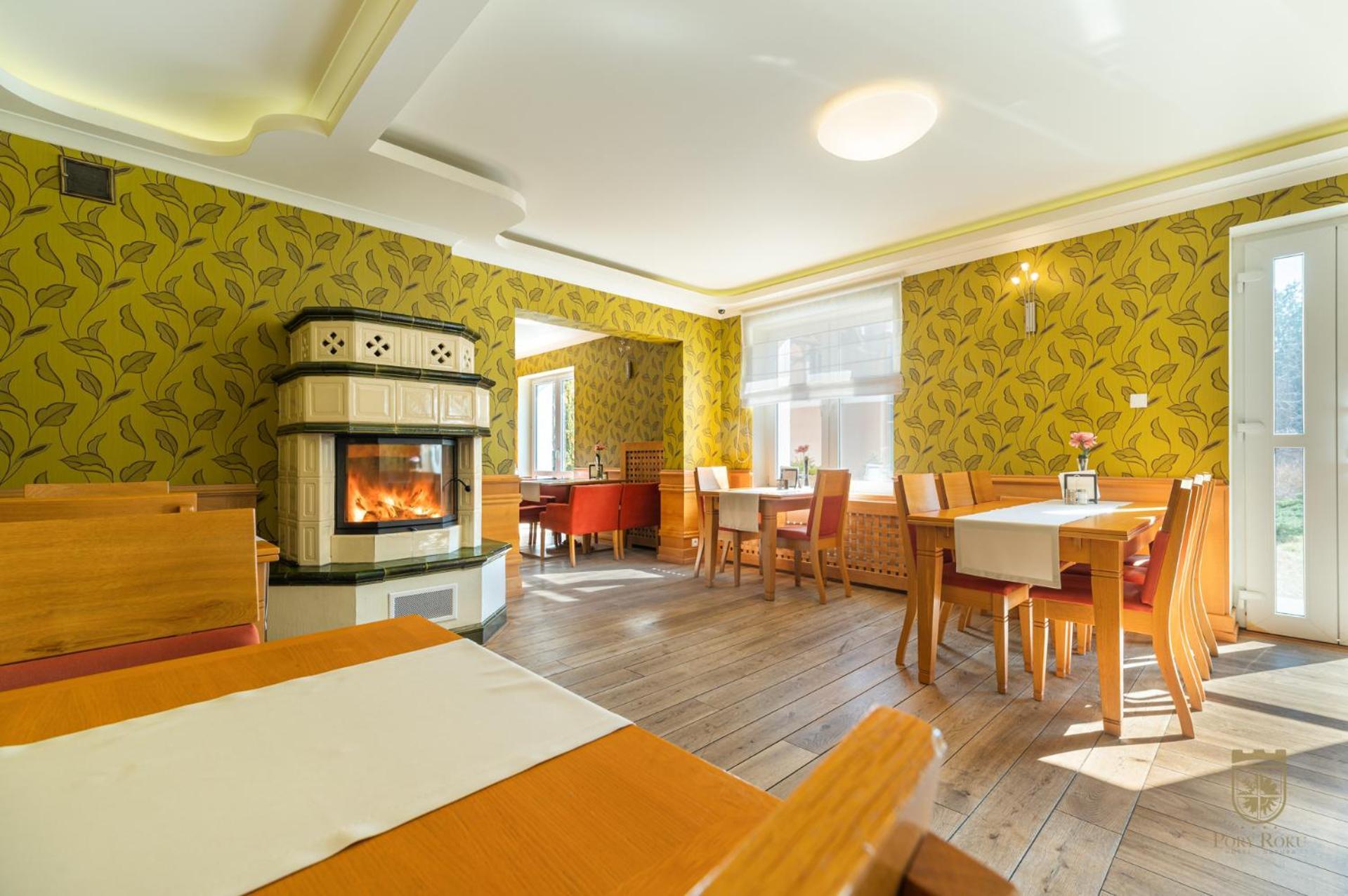 Hotel Pory Roku Czysteblota Экстерьер фото