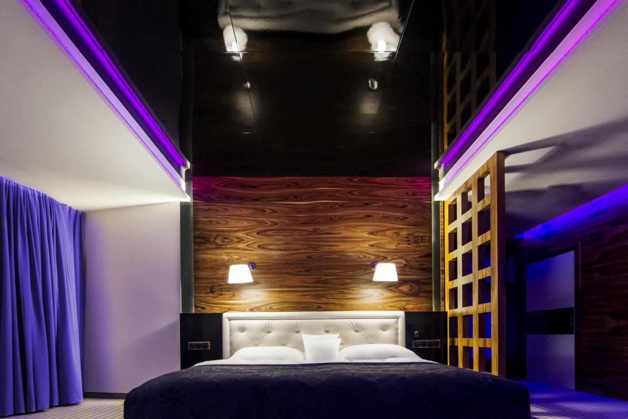 Hotel Pory Roku Czysteblota Экстерьер фото