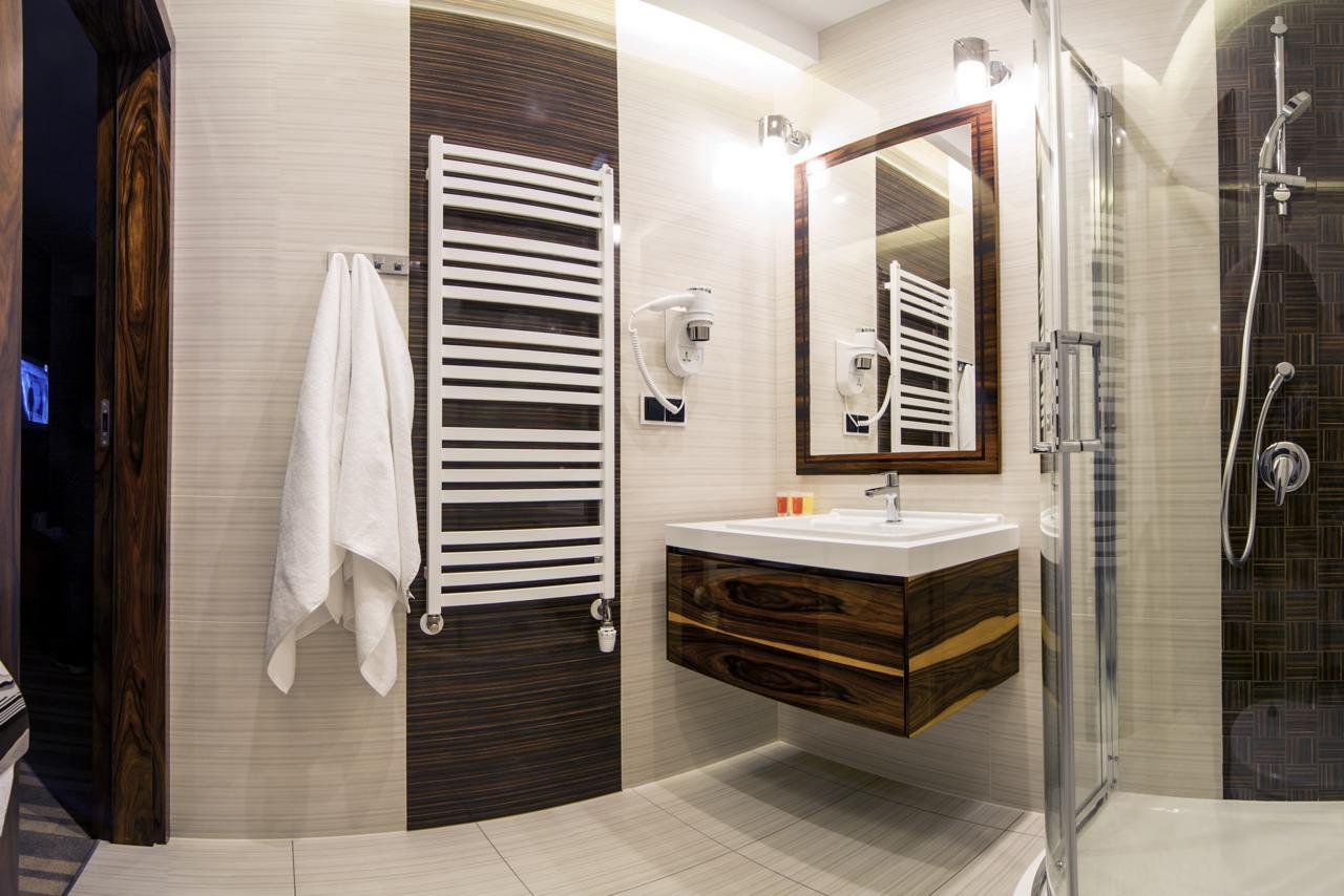Hotel Pory Roku Czysteblota Экстерьер фото