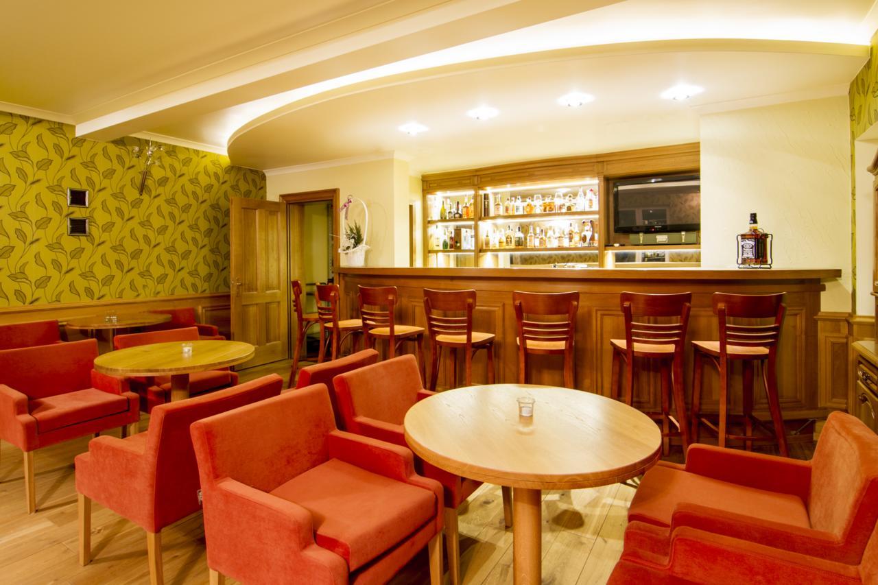 Hotel Pory Roku Czysteblota Экстерьер фото