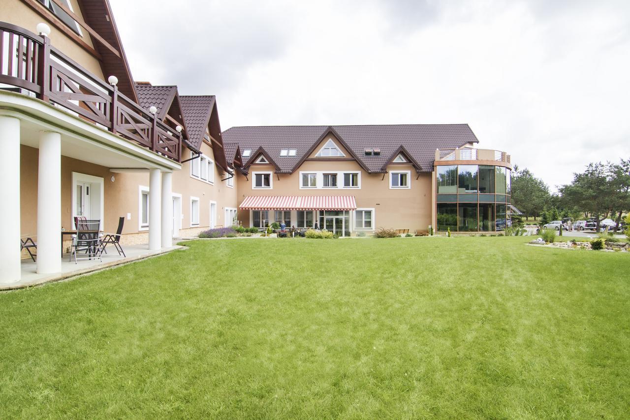 Hotel Pory Roku Czysteblota Экстерьер фото